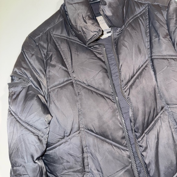 Nautica Women's Gray Puffer Jacket - Picture 4 of 8